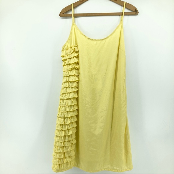 Esley Yellow Ruffle Side Sundress - Picture 2 of 9